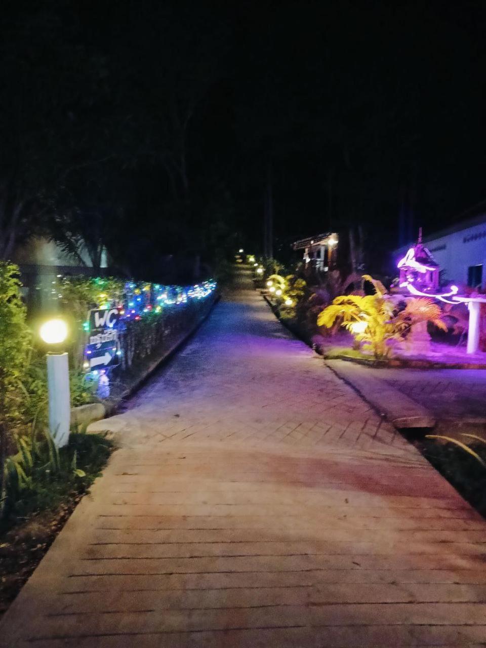 Bunnan Bungalows Derm Tkov Village Exterior photo